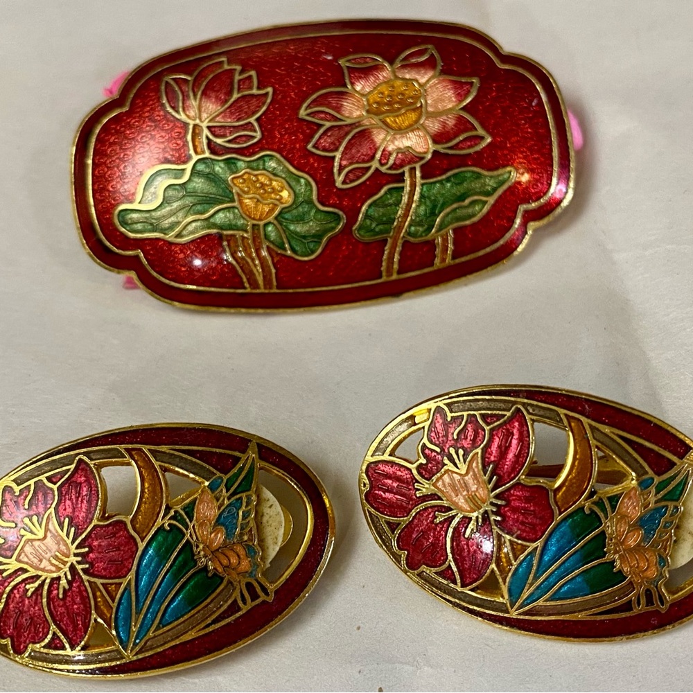 Red and Gold Cloisonné Floral Brooches